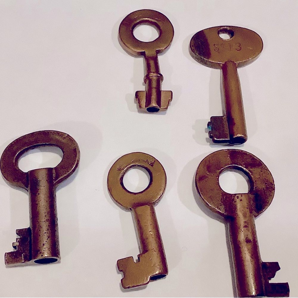 FIVE (5) Vintage railroad keys make great necklaces